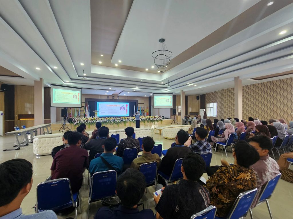 Kegiatan kajian pedagogik dengan tema "Meningkatkan Keterlibatan Siswa Melalui Media Pembelajaran Kreatif"