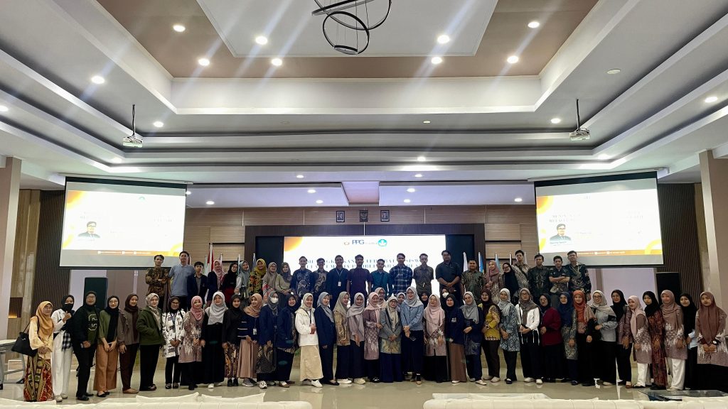 Kegiatan kajian pedagogik dengan tema "Meningkatkan Keterlibatan Siswa Melalui Media Pembelajaran Kreatif"